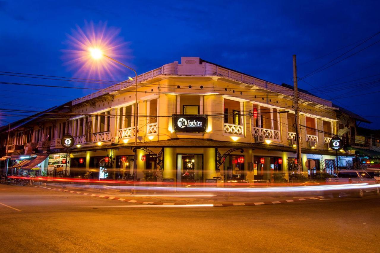 Inthira Thakhek Hotel Ngoại thất bức ảnh